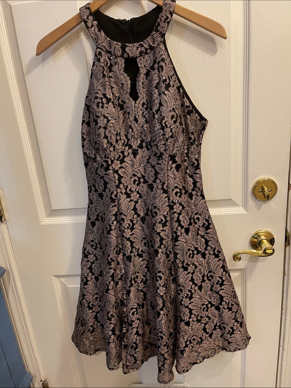 R & M Collection. Women's Lace Midi